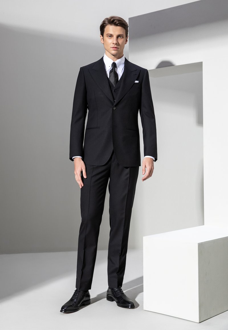 HARCHOY Bespoke Suit 880578